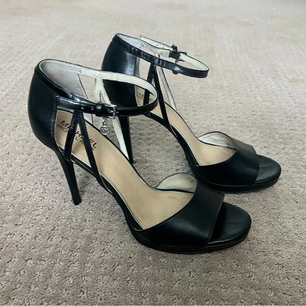 MICHAELβ KORS Belle Open Toe Leather Heels - Picture 2 of 11